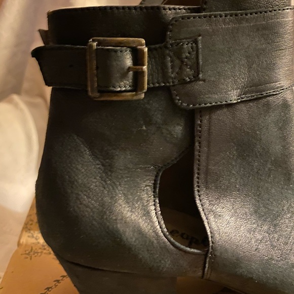 New!!! Sz 10 ~Free People Black Leather Booties - Picture 7 of 8